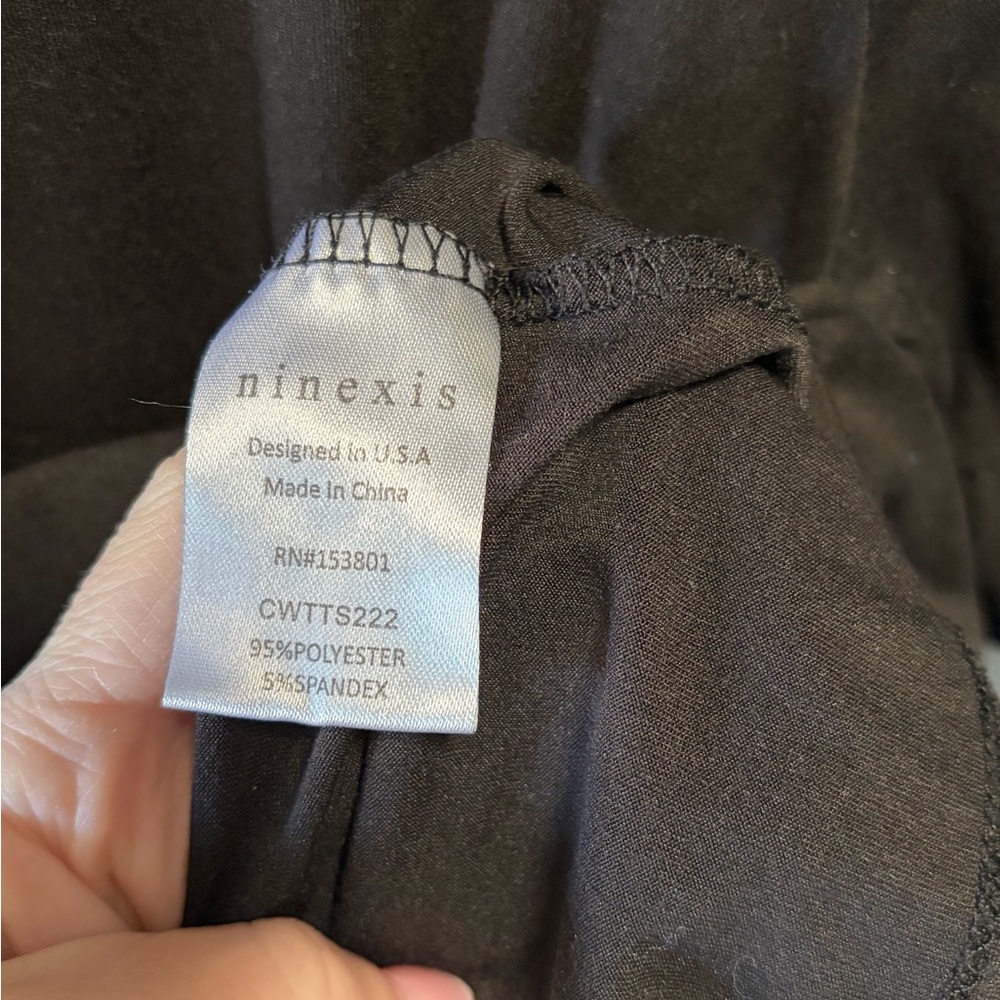 Simple Black Ruffle Sleeve Tee - Picture 4 of 5